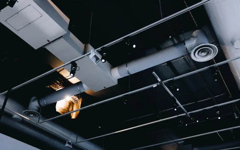 Representación de un sistema de ventilación mecánica controlada en viviendas.