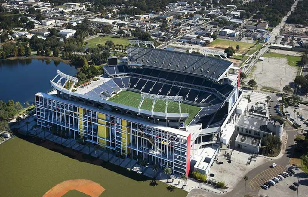 Vista aérea del Camping World Stadium en Orlando, sede del Mundial de Clubes 2025