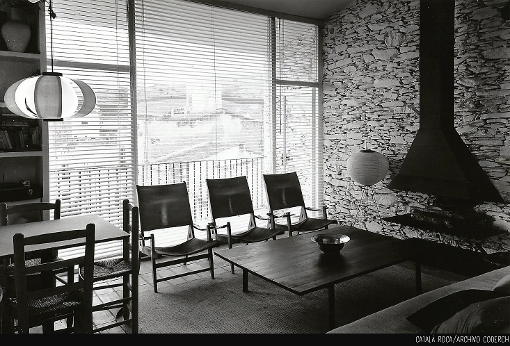 interior de la Casa Senillosa proyectada por Coderch con diseño mediterráneo