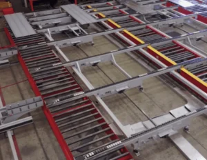 Línea automatizada de roll-forming moderno para construcción modular sostenible