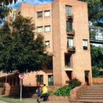 conjunto de vivienda de interés prioritario Colombia, edificios reales en Bogotá