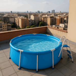 Piscina desmontable en azotea con vistas urbanas en España
