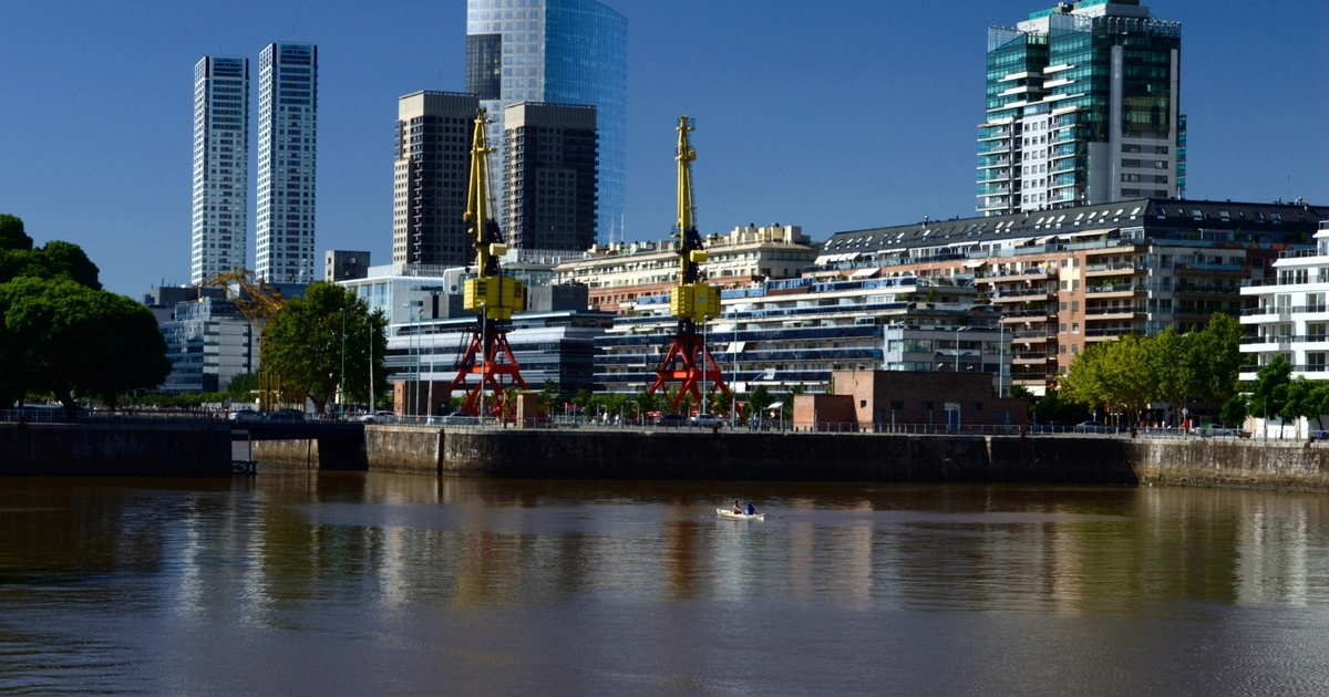 Mercado inmobiliario argentino 2025 en Puerto Madero, Buenos Aires