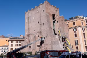 Torre dei Conti colapsada durante obras de restauración en Roma